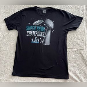 Philadelphia Eagles Super Bowl Champions T-Shirt Size Large